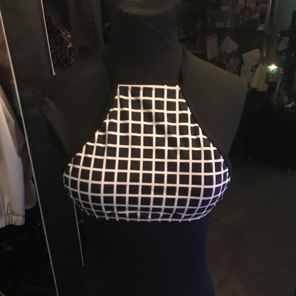 ✨5 for 25 Sale✨ NEW Cupshe Black and White Bikini